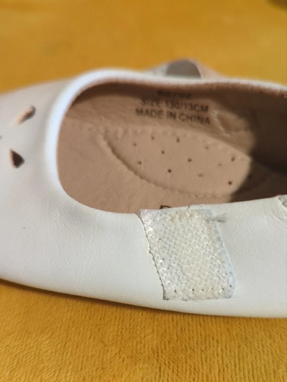 Kids White Mary Jane Shoes with Cutout Floral DetailBy Felix & Flora